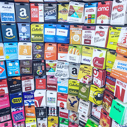 Gift Cards Are the Go-To Holiday Gifts of 2020 - WSJ